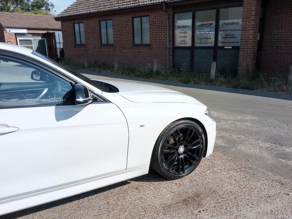 BMW 3 Series Sport White #23
