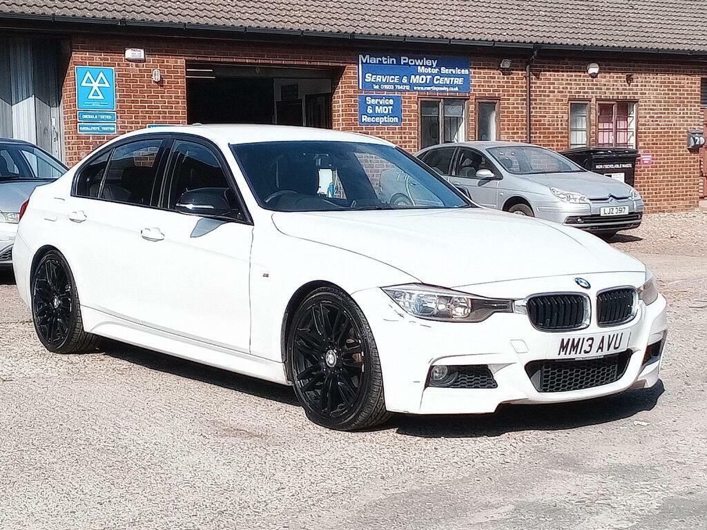 BMW 3 Series Sport White #26