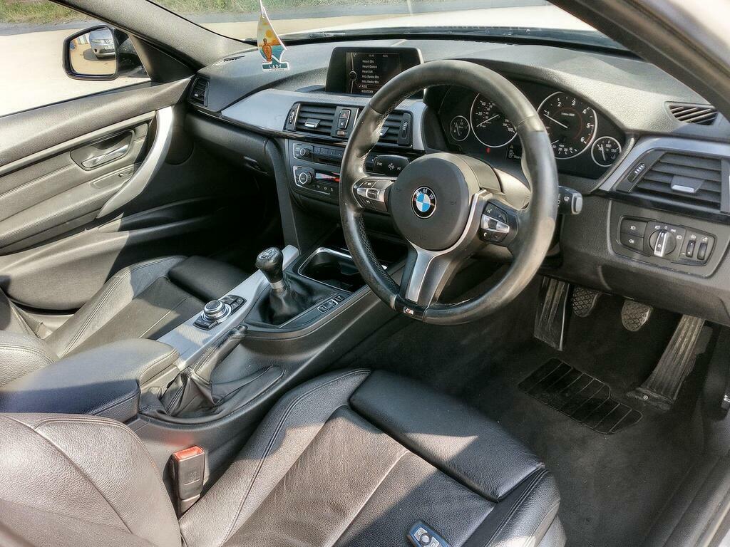 BMW 3 Series Sport White #15