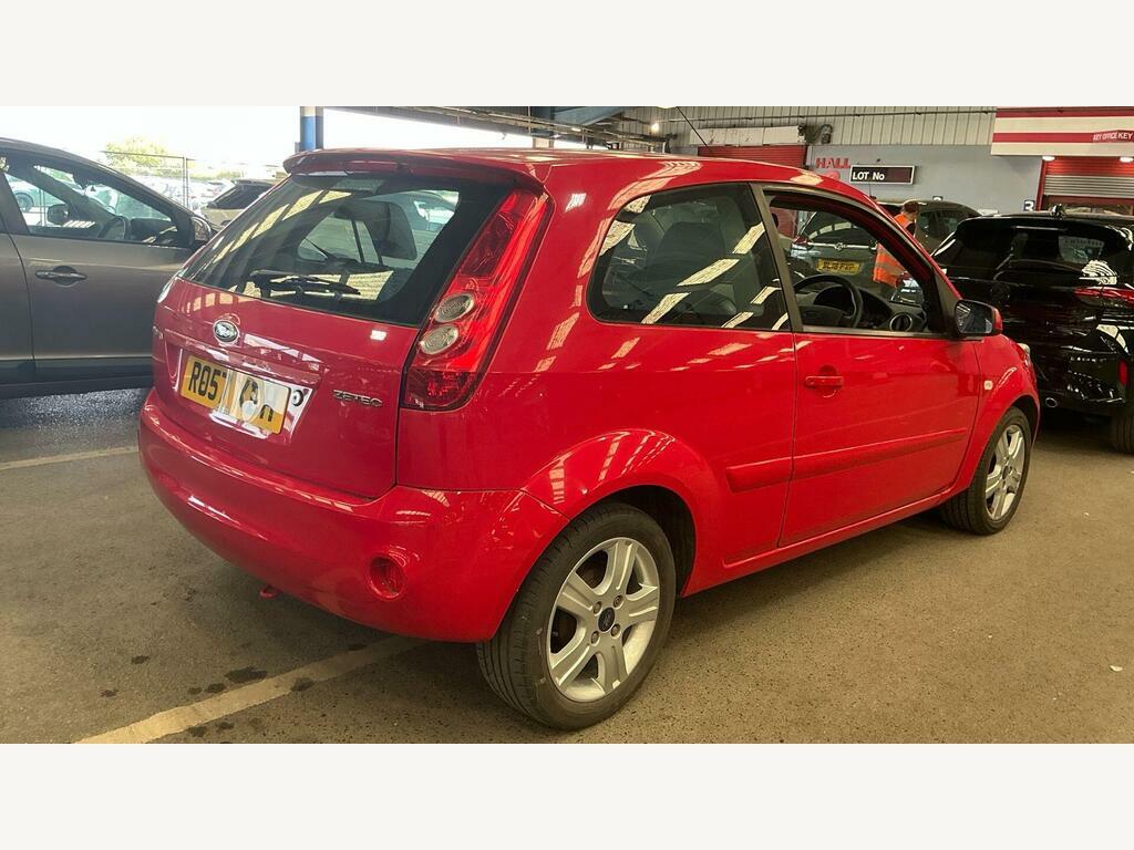 Ford Fiesta 1.25 Zetec Climate Red #5