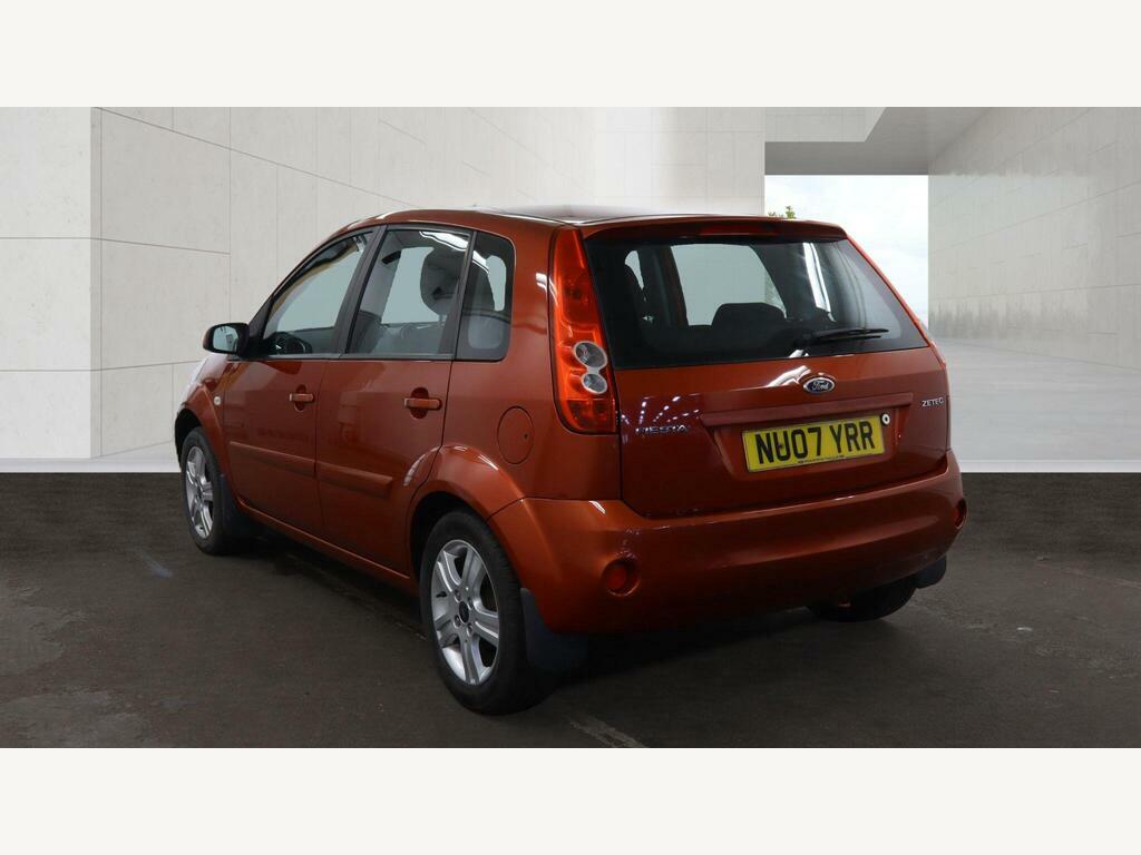 Ford Fiesta 1.25 Zetec Climate Red #5