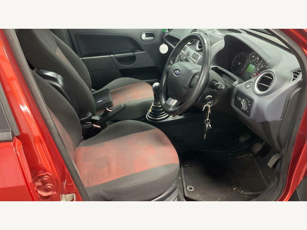 Ford Fiesta 1.4 Td Ghia Blue #10