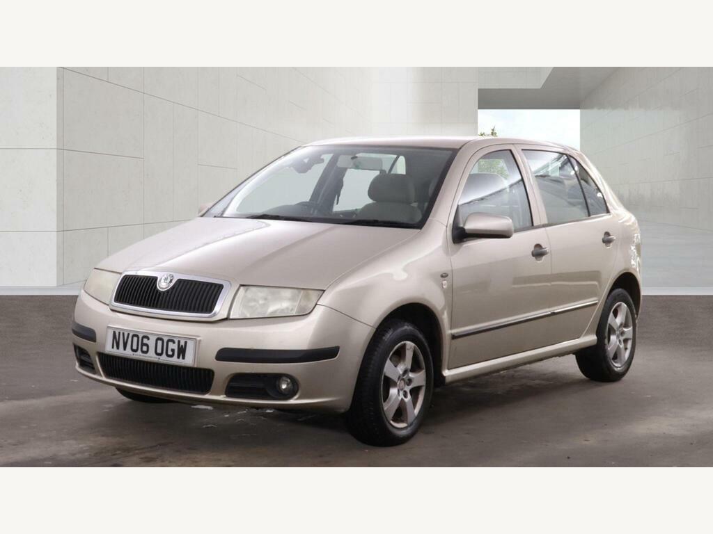 Skoda Fabia 1.4 16V Ambiente Silver #1