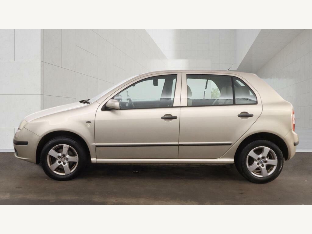 Skoda Fabia 1.4 16V Ambiente Silver #4