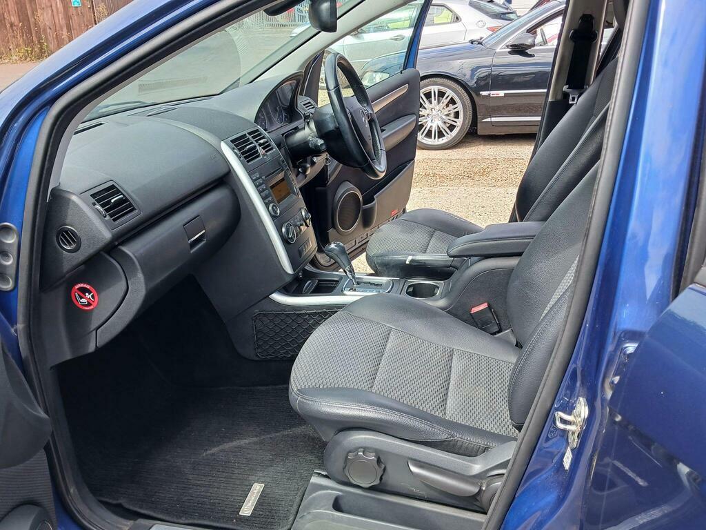 Mercedes-Benz A Class 1.5 Blueefficiency Avantgarde Se Black #24