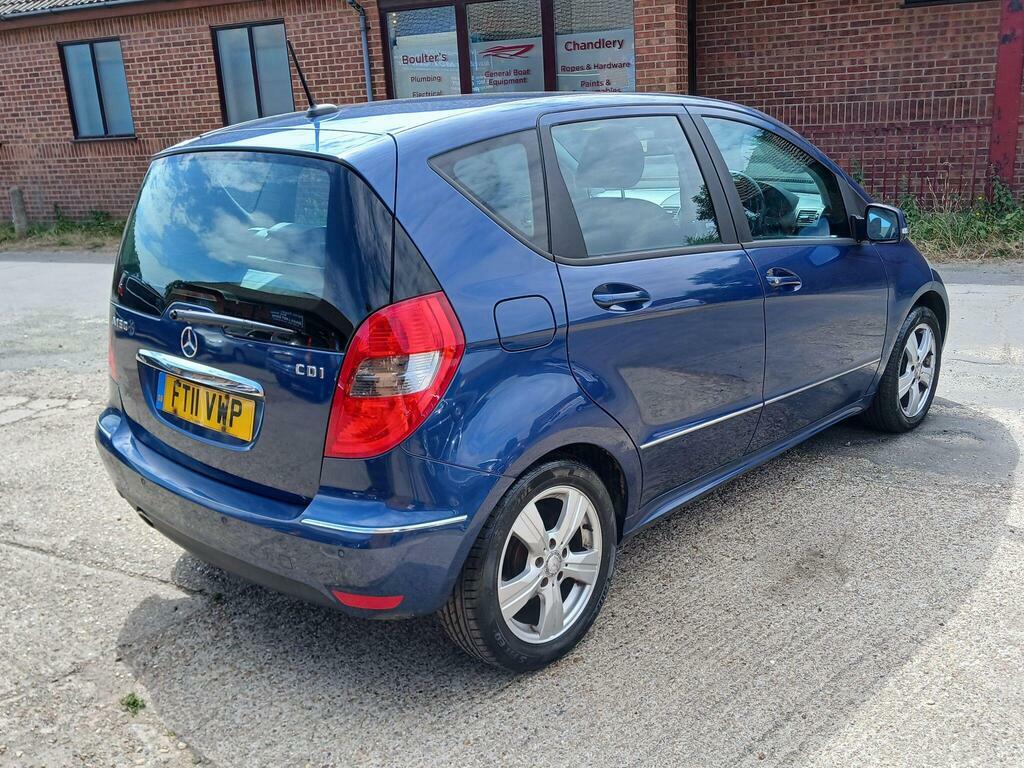 Mercedes-Benz A Class 1.5 Blueefficiency Avantgarde Se Black #6