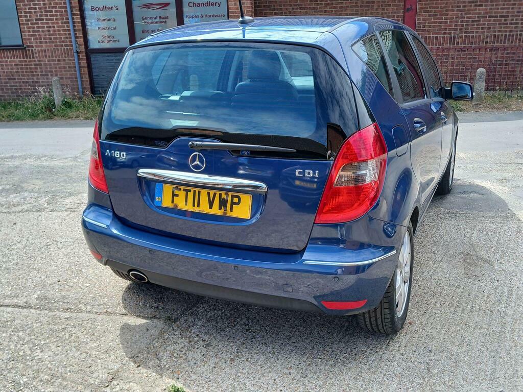Mercedes-Benz A Class 1.5 Blueefficiency Avantgarde Se Black #7