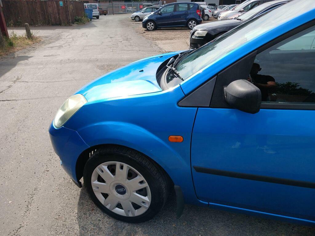 Ford Fiesta 1.6 Ghia 16V 100 Bhp Service History Red #12