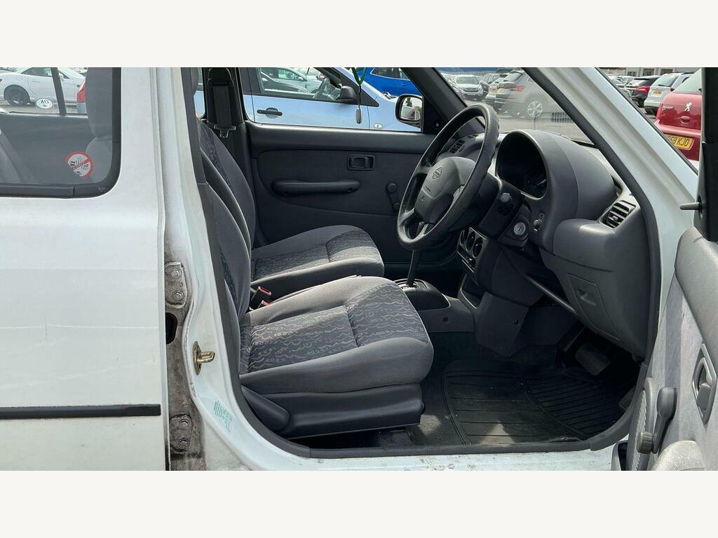 Nissan Micra 1.0 16V Shape Cvt  #3