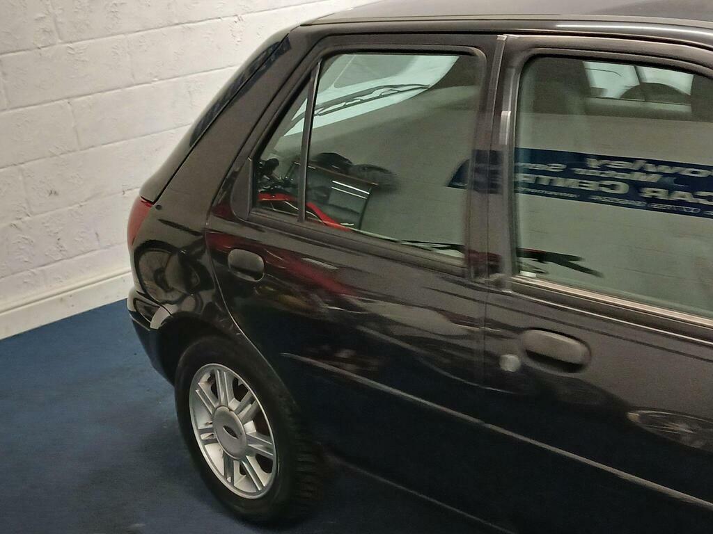 Ford Fiesta 1.6 16V Zetec S Silver #4