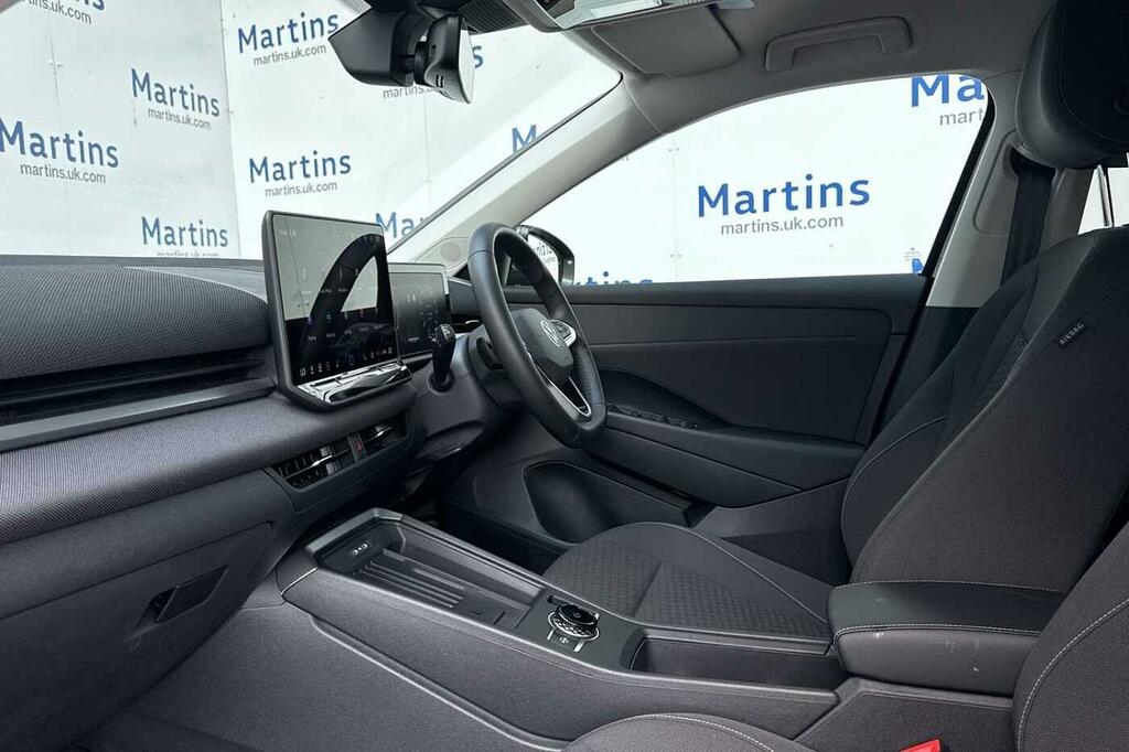 Volkswagen T-Roc 1.5 Etsi 150 Life Dsg RK26PFA Black #2
