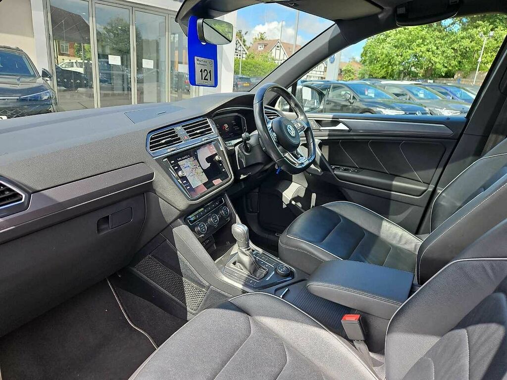 Volkswagen Tiguan 2.0 Tdi 190 4Motion R-line Dsg LJ69ZNK Grey #2