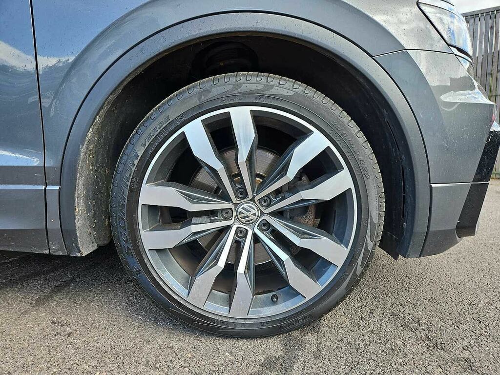 Volkswagen Tiguan 2.0 Tdi 190 4Motion R-line Dsg LJ69ZNK Grey #5