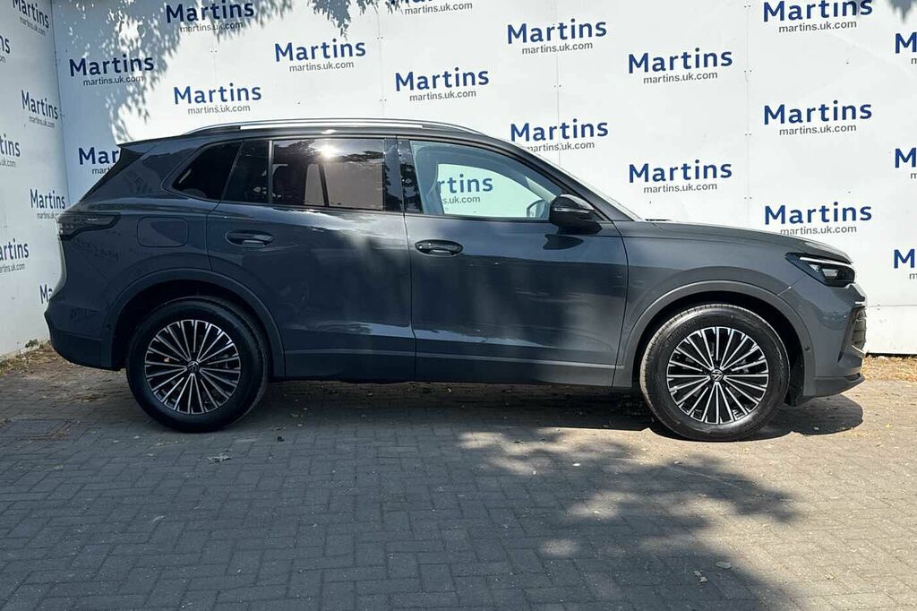 Volkswagen Tiguan 1.5 Etsi 150 Match Dsg RE26PZF Grey #4
