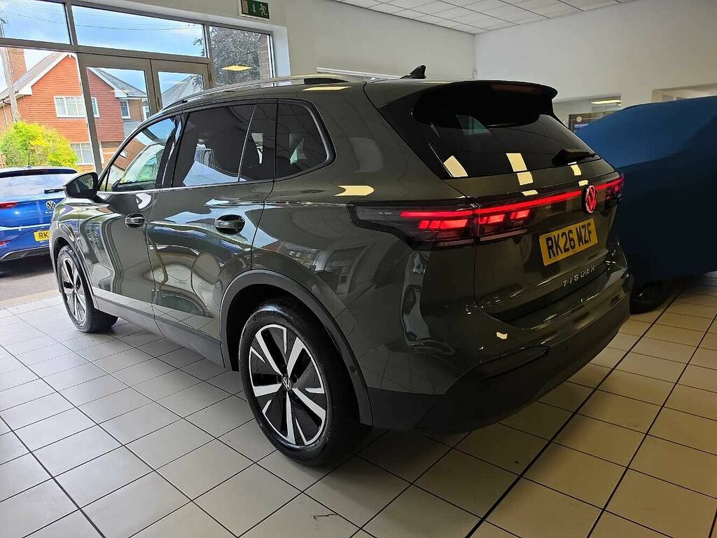 Volkswagen Tiguan 1.5 Etsi 150 Match Dsg RK26MZF Green #3