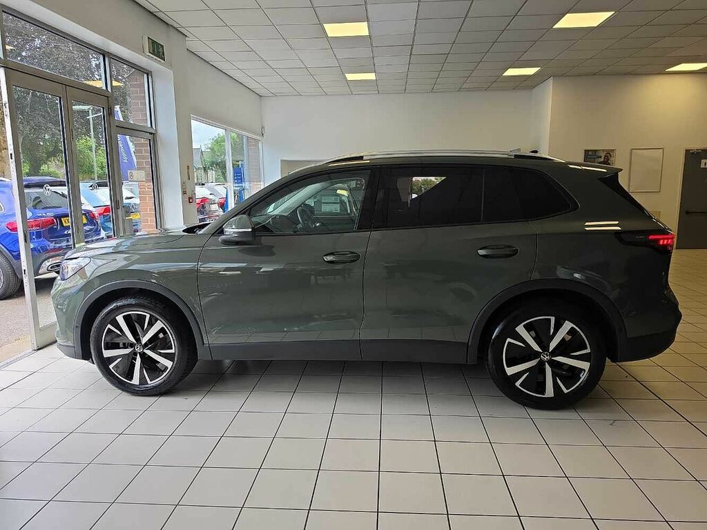 Volkswagen Tiguan 1.5 Etsi 150 Match Dsg RK26MZF Green #4