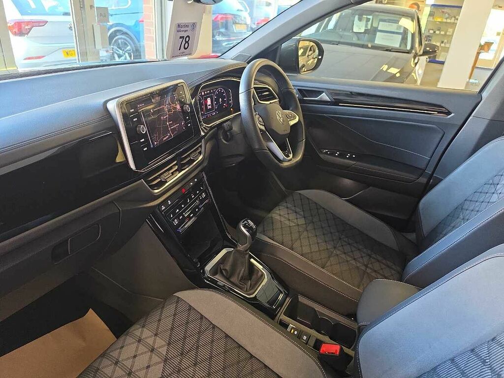 Volkswagen T-Roc 1.5 Tsi R-line GJ25YFC Grey #2