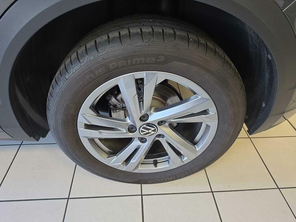 Volkswagen T-Roc 1.5 Tsi R-line GJ25YFC Grey #5