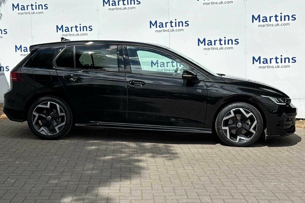 Volkswagen Golf 1.5 Tsi 150 R-line KS75FHJ Black #4
