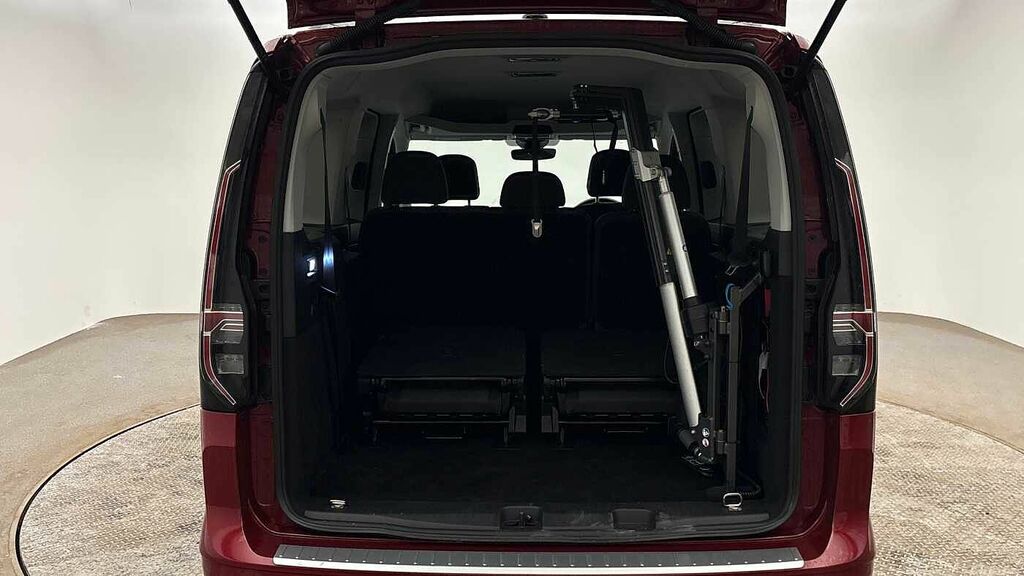 Volkswagen Caddy Maxi Life Life Maxi 122 Ps 2.0 Tdi 7Sp Dsg Ledinchs Winter Red #6