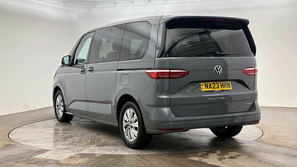 Volkswagen Multivan Life Standard 218 Ps 1.4 Ehybrid 6-Speed Dsg Ac Grey #3