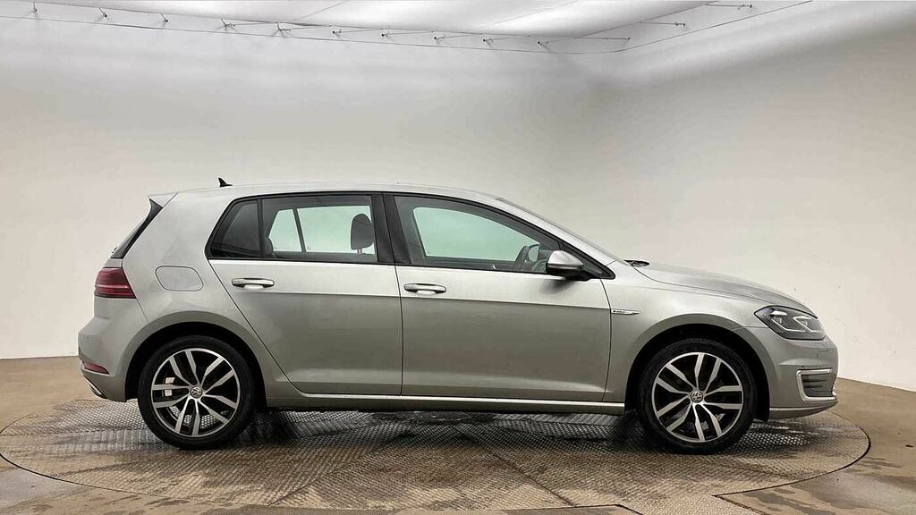 Volkswagen e-Golf E-golf 99Kw E-35kwh Madrid Alloyswinte Silver #4