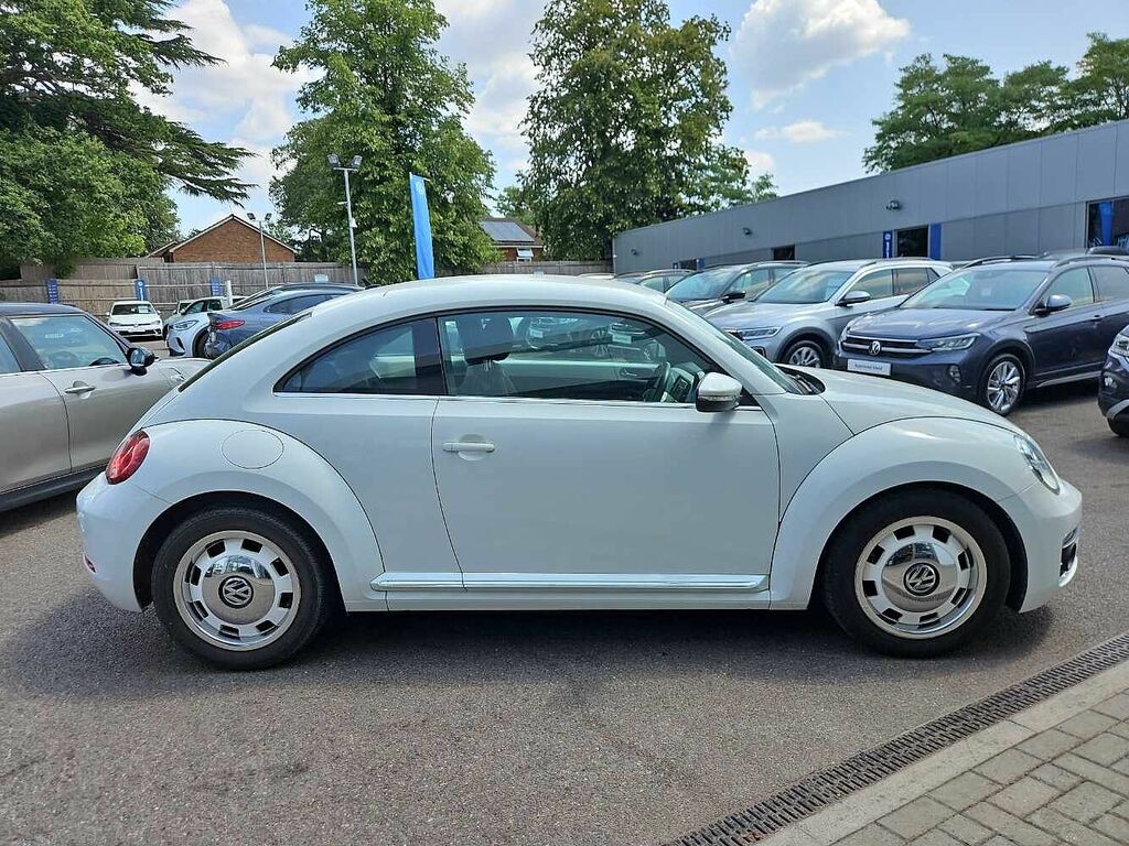 Volkswagen Beetle 1.2 Tsi Design White #4