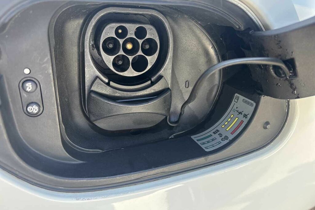 Volkswagen e-Golf E-golf 99Kw E-35kwh Winter Packheat Pu Black #18