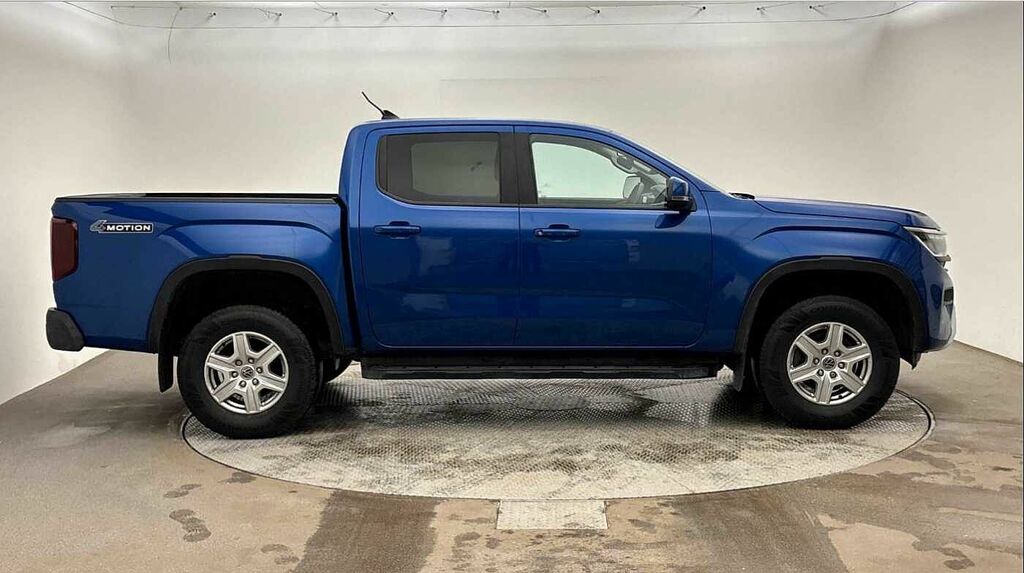 Volkswagen Amarok 2.0 Tdi Life Pickup Double Cab 4 Blue #4