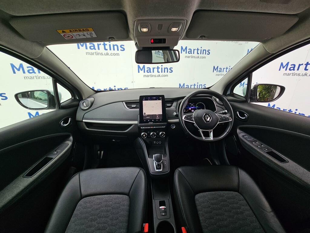 Renault Zoe R135 Ev50 52Kwh Gt Line Rapid Charge White #2