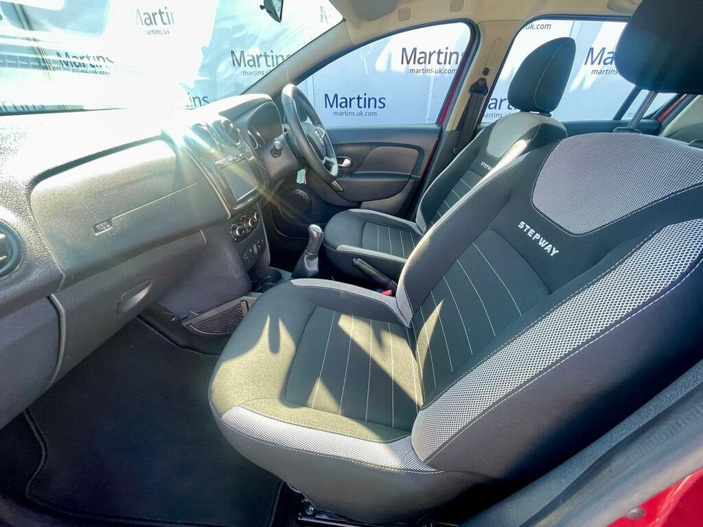 Dacia Sandero Stepway Hatchback 1.5 Dci Laureate Euro 6 Ss 2018 Blue #18