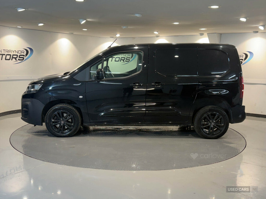 Citroen Berlingo 1.5 Bluehdi 1000Kg Driver Pro 130Ps Eat8 Ss HF71ZYJ #4
