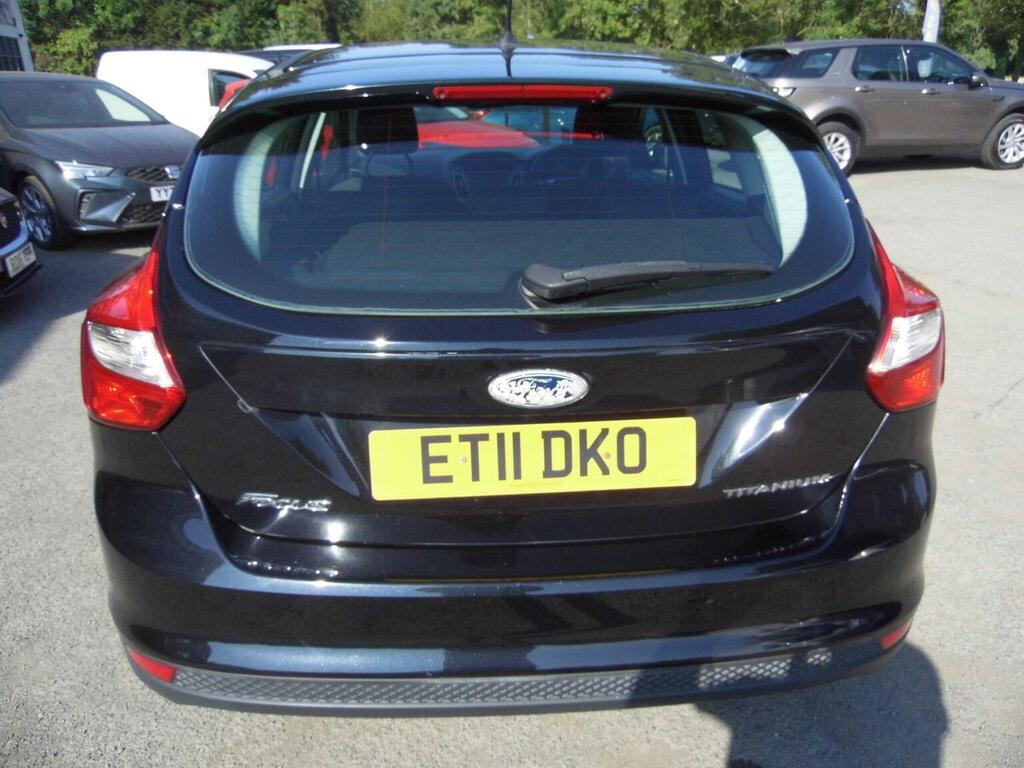 Ford Focus Hatchback 1.6 Titanium Euro 5 201111 Black #5