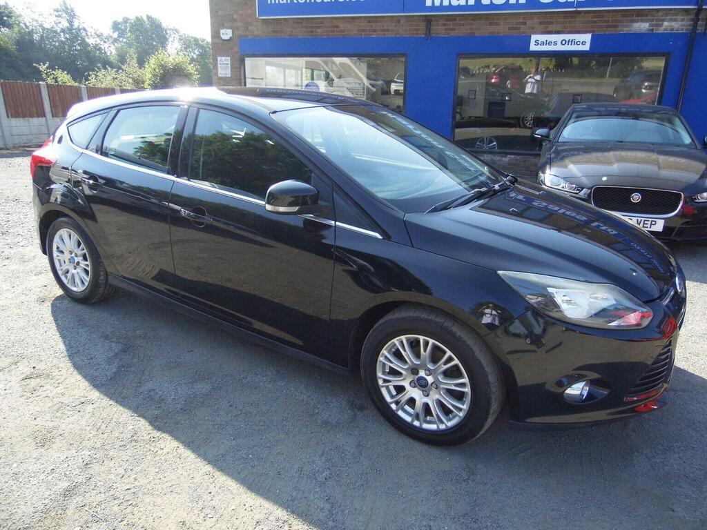 Ford Focus Hatchback 1.6 Titanium Euro 5 201111 Black