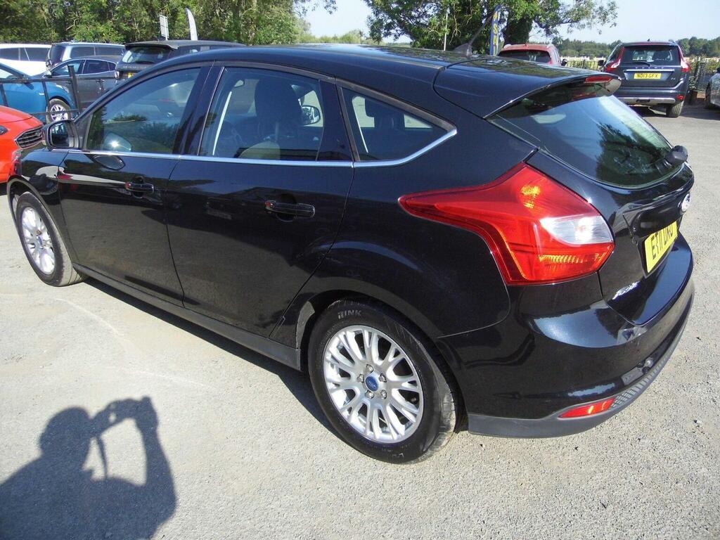 Ford Focus Hatchback 1.6 Titanium Euro 5 201111 Black #4