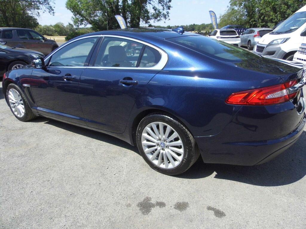 Jaguar XF Saloon 2.2D Luxury Euro 5 Ss 201565 Blue #4