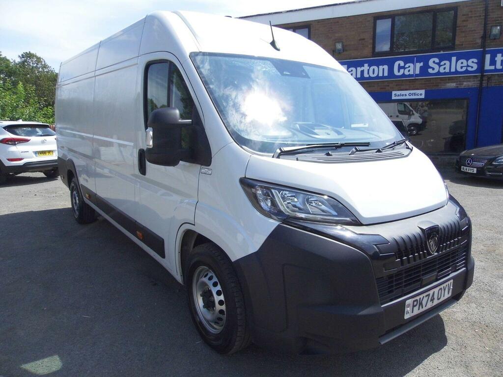 Peugeot Boxer Panel Van 2.2 Bluehdi 435 Professional L4 H2 Euro White