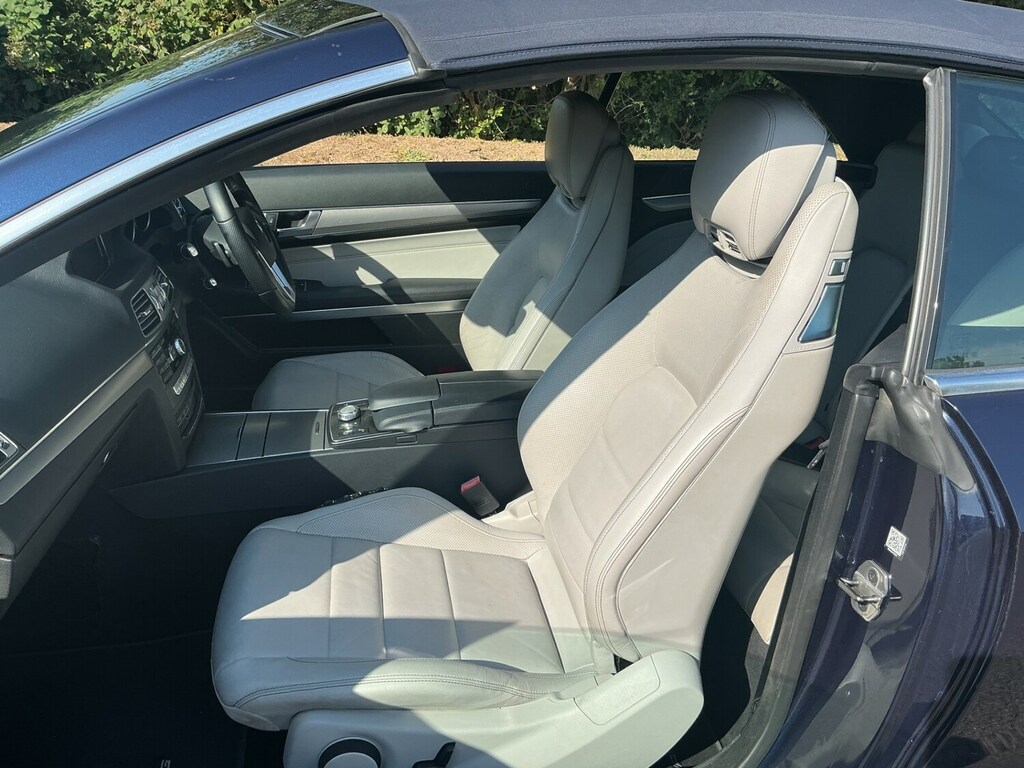 Mercedes-Benz E Class E350 Bluetec Black #4