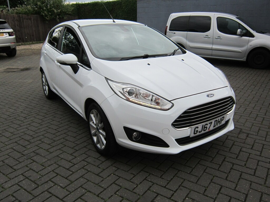 Ford Fiesta 1.0 Ecoboost Titanium White