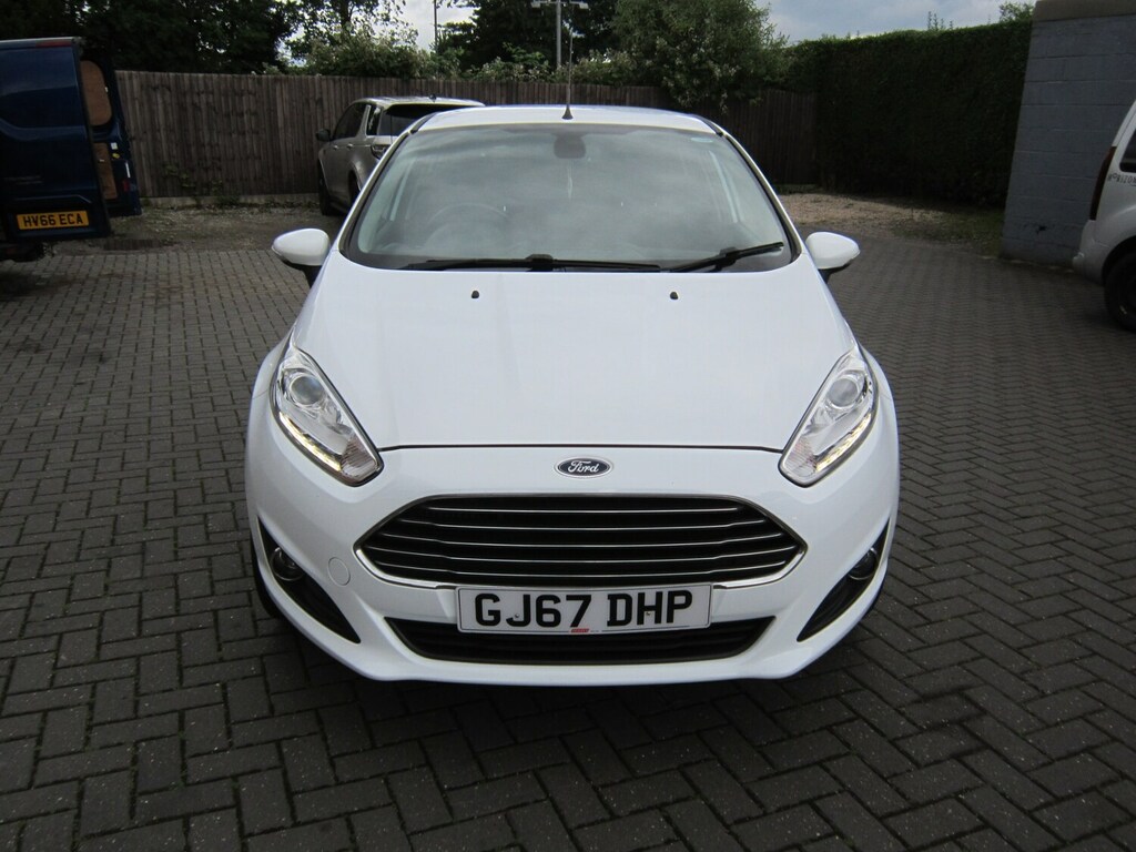 Ford Fiesta 1.0 Ecoboost Titanium White #2