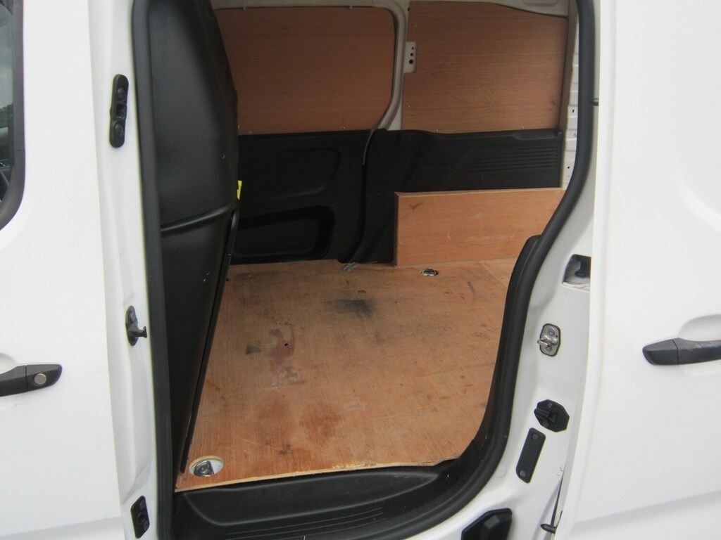 Vauxhall Combo 1.5 Turbo D 2300 Sportive L1 Swb 43,798 3 Seat White #15