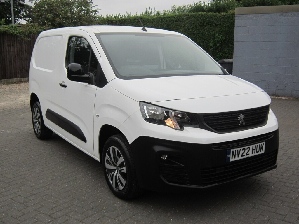 Peugeot Partner 1000 1.5 Bluehdi 100 Professional Prem Van 6 Spd White
