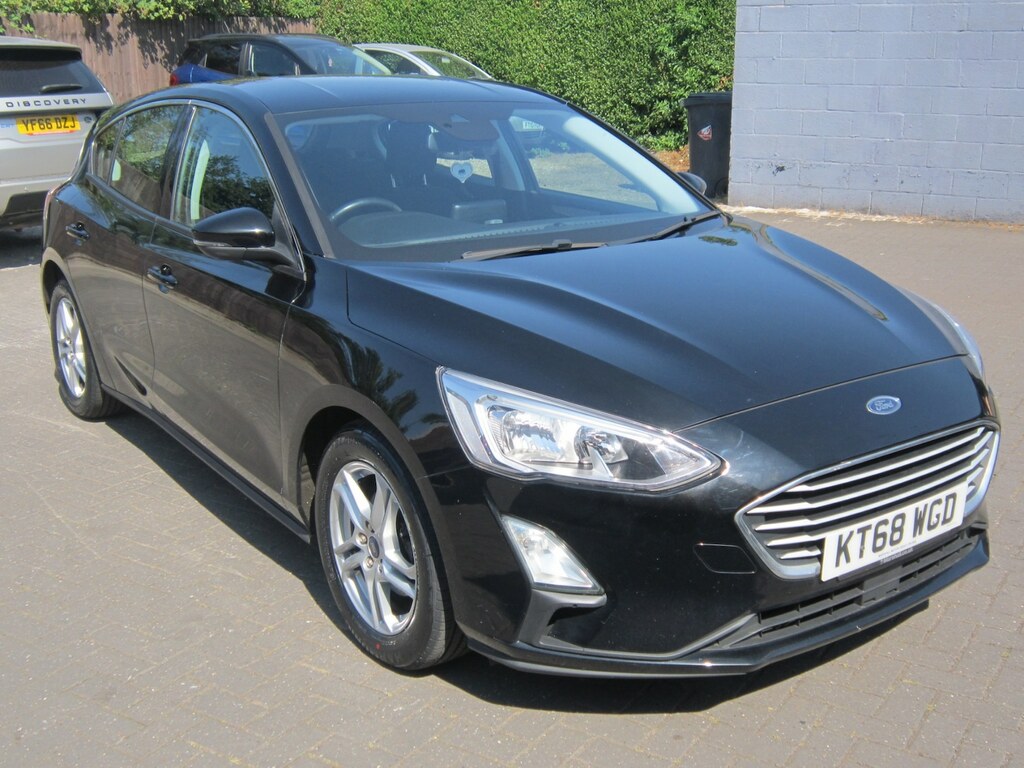 Ford Focus 1.0 Ecoboost 125 Zetec Black