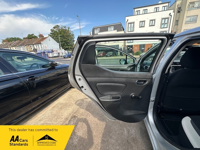 Nissan Micra 0.9 Ig-t Tekna Hatchback Euro 6 Grey #37