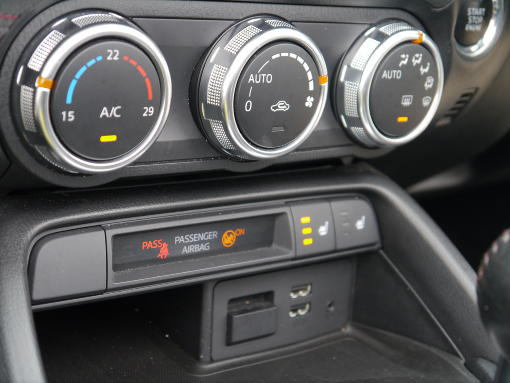 Mazda MX-5 Se-l Nav Silver #31