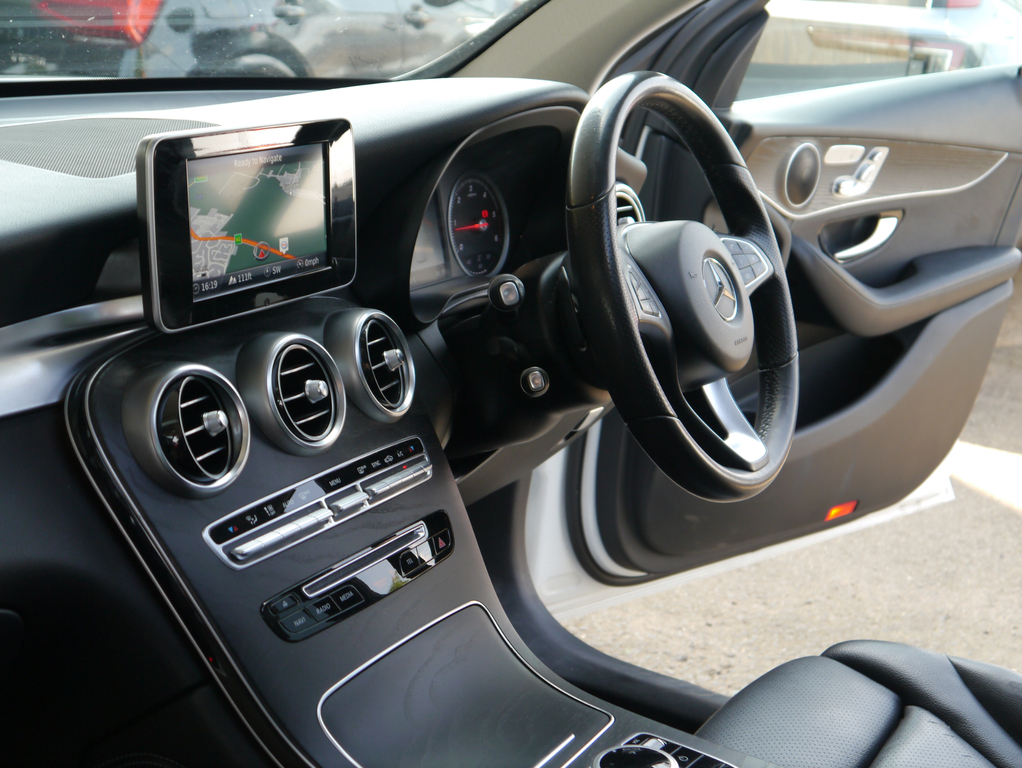 Mercedes-Benz 220 Glc D 4Matic Sport Premium  #6