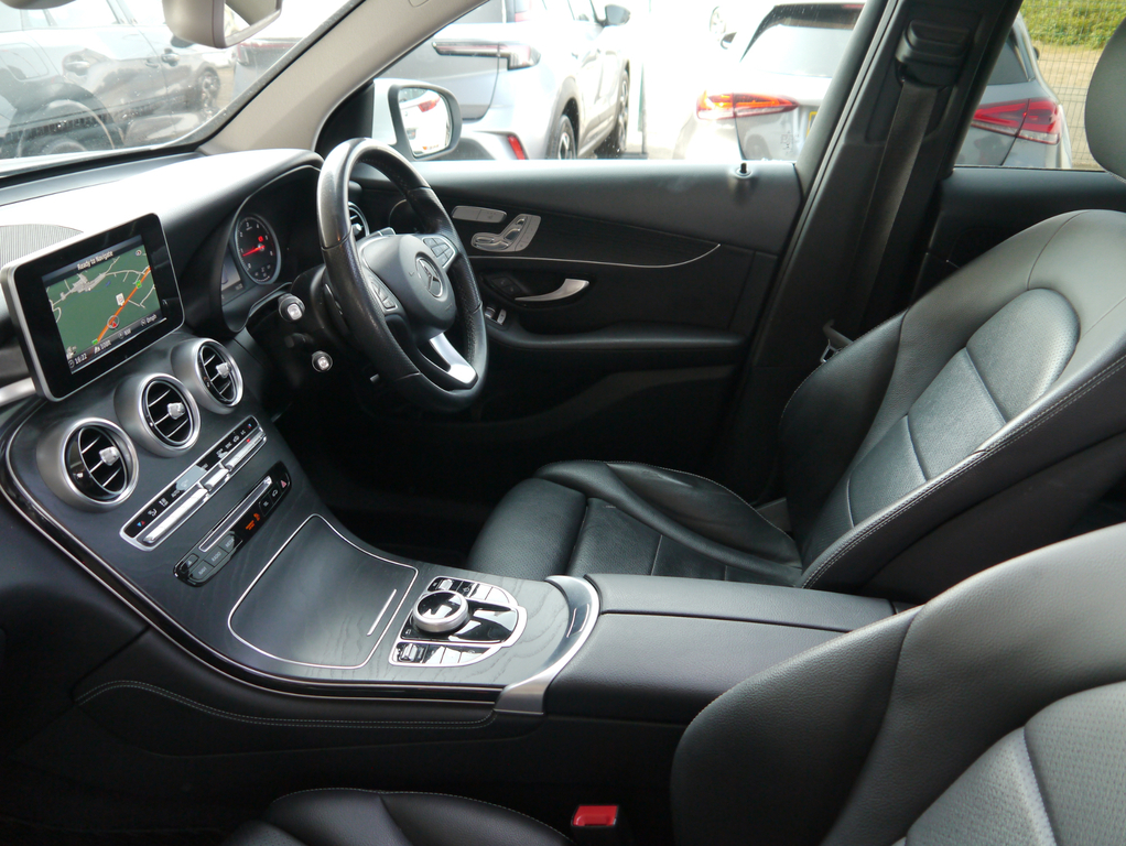 Mercedes-Benz 220 Glc D 4Matic Sport Premium  #2