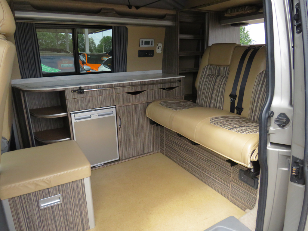 Volkswagen Transporter Highline Blue #7