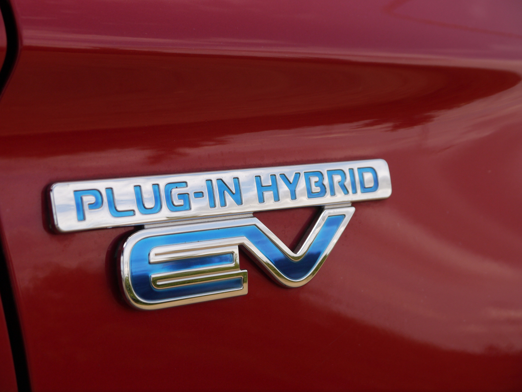 Mitsubishi Outlander Phev Gx 4H #6