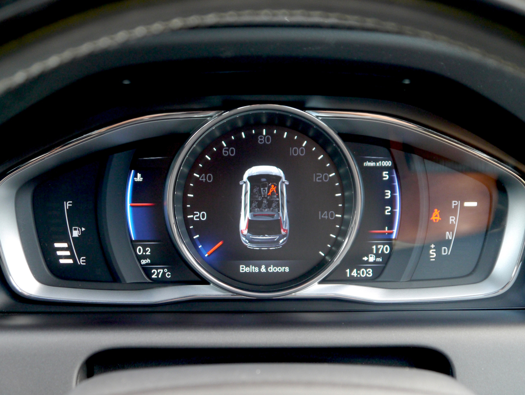 Volvo XC60 Xc60 Se Lux Nav D5 Awd Black #25